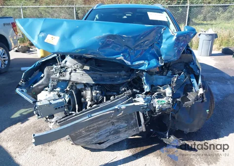 2023 Volvo Xc40 B4 Core z USA, uszkodzony, nr VIN YV4K92HK4P2921620